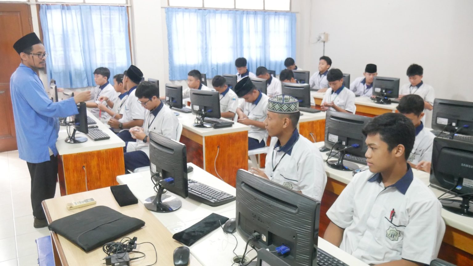 PSAJ KELAS IX ALBINAA