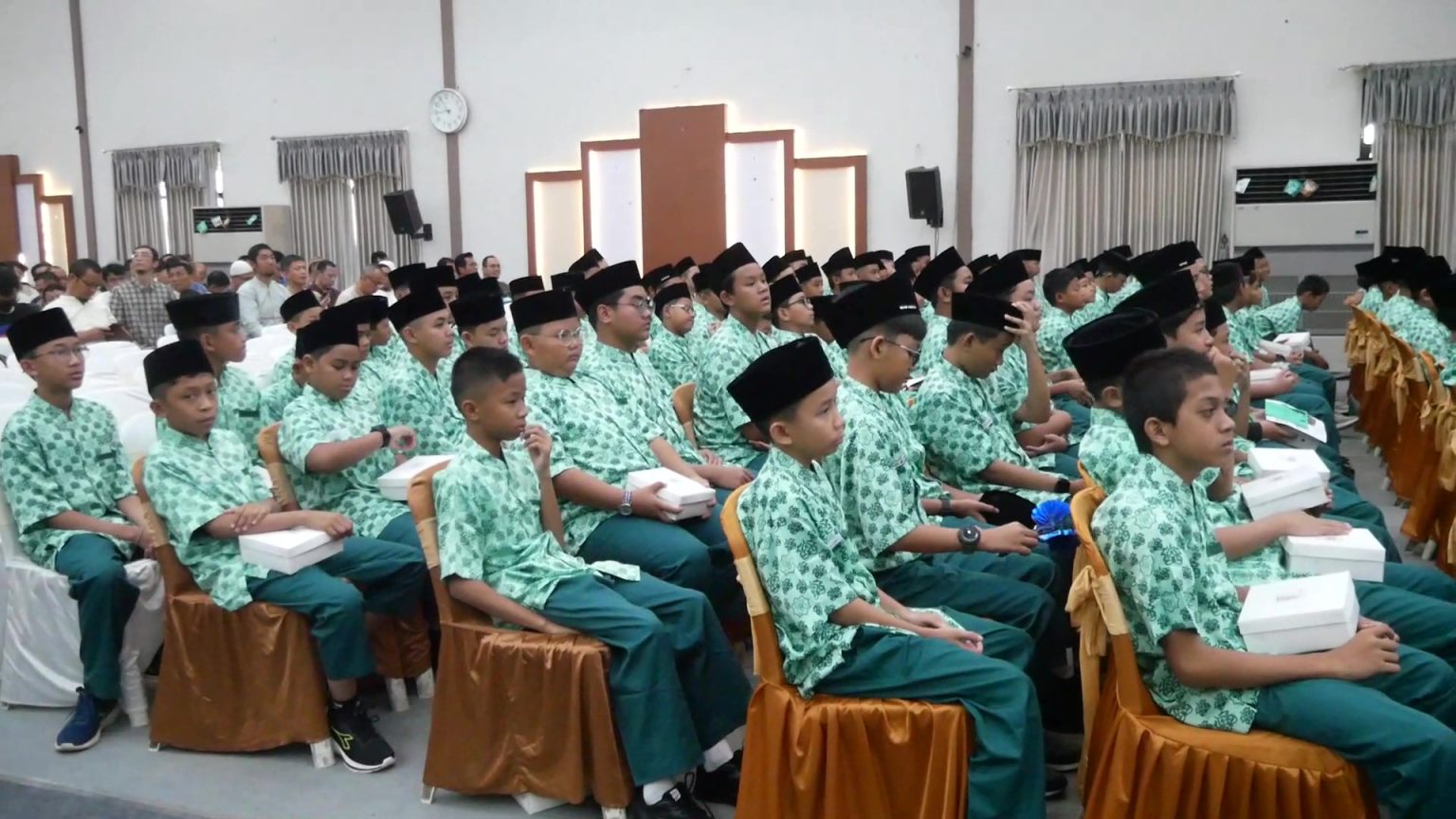 Serah Terima Santri Baru 2025